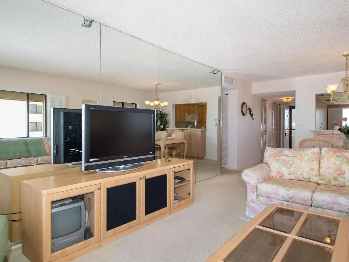 Landmark Towers II 1001 Beautiful Beachfront Condo - One Month Minimum Клеруотер-Бич США