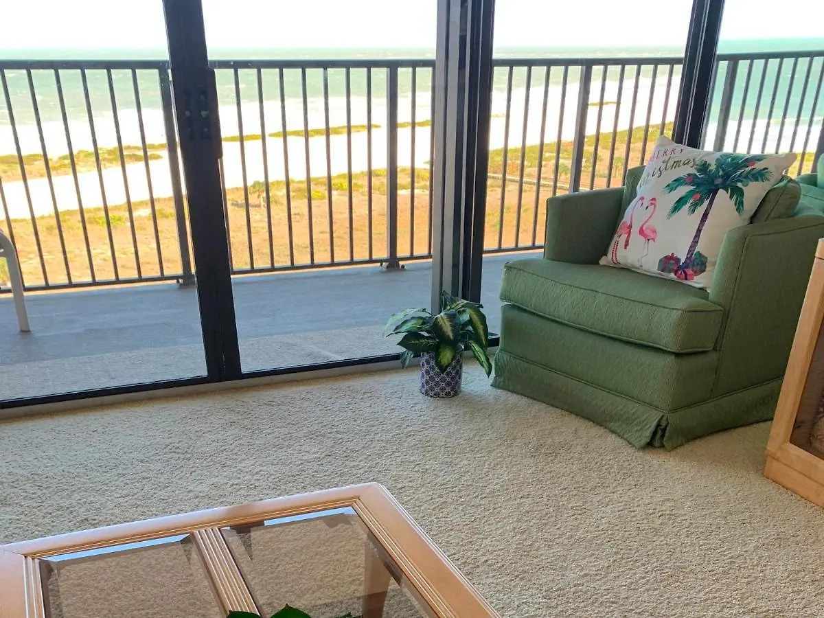 Landmark Towers II 1001 Beautiful Beachfront Condo - One Month Minimum Клеруотер-Бич