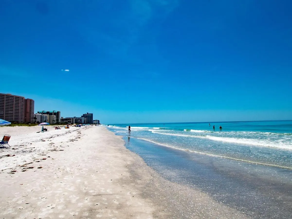 Landmark Towers II 1001 Beautiful Beachfront Condo - One Month Minimum Клеруотер-Бич 0*,  США