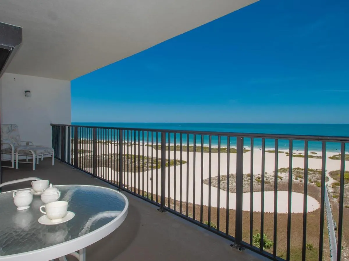Landmark Towers II 1001 Beautiful Beachfront Condo - One Month Minimum Клеруотер-Бич 0*,